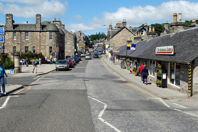 Mountain Warehouse Pitlochry Shopping