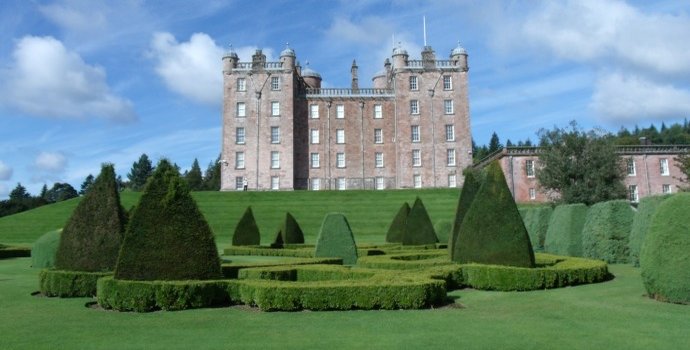 Drumlanrig Castle